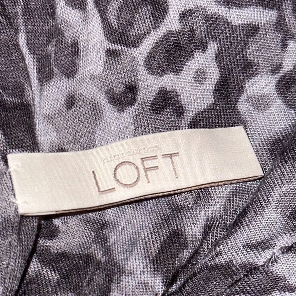 Ann Taylor’s LOFT Infinity Scarf!